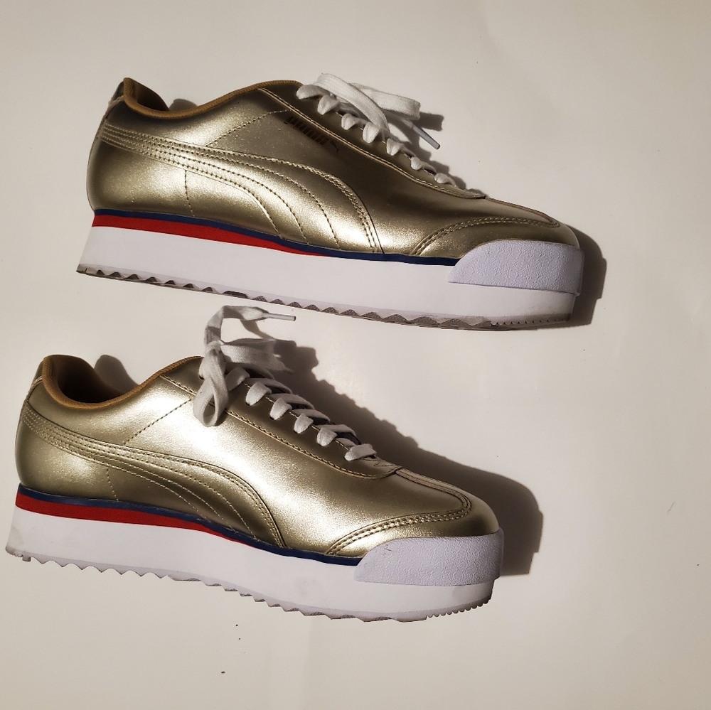 Puma platforms sneaker